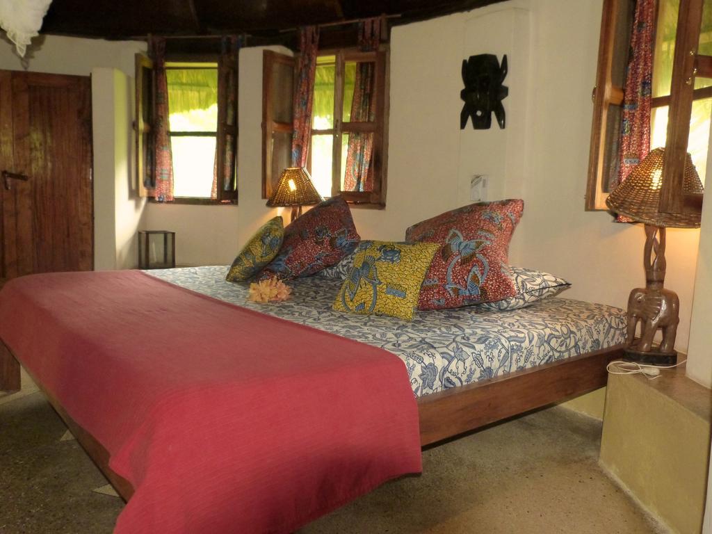 Ankobra Beach Resort Axim Room photo